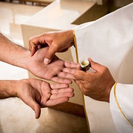 istockphoto-1323604787-612x612