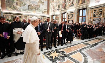 Папа: Университеты должны быть «путями к сердцу Бога»