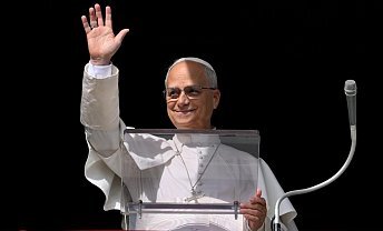 Während des Angelusgebets sagte der Papst: „Wir sind die Kirche Christi und wir sind dazu berufen, freudig mit ihm zu gehen.“