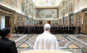 Pope: Human dignity should be respected when integrating artificial intelligence into the medical system