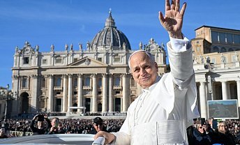 Podczas audiencji dla wiernych papież powiedział: Adwent uczy nas czekać z pozytywną nadzieją