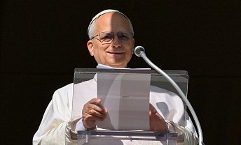 Podczas modlitwy Anioł Pański papież powiedział: „Wierzcie tak jak Maryja i powiedzcie Bogu «tak»”