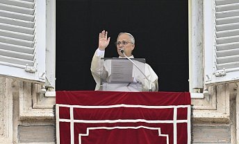 Podczas odmawiania modlitwy Anioł Pański papież powiedział: Jesteśmy cenni w oczach Boga