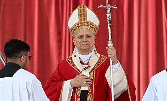 What events are included in Pope Leo XIII's liturgical calendar from April to July?