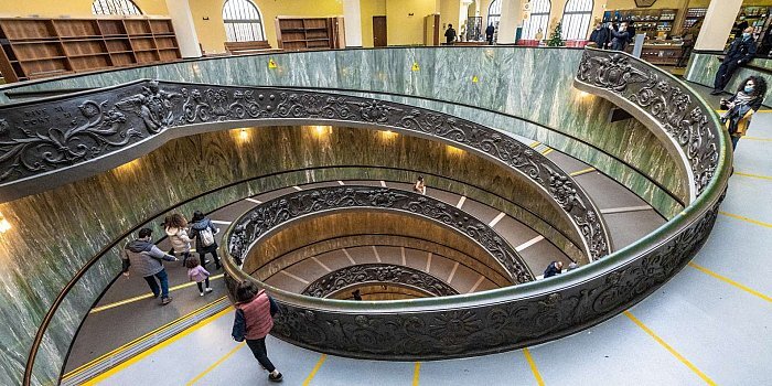 Vatican : Visite nocturne des musées et de la chapelle Sixtine avec apéritif