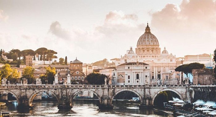 visita guiada exprés a más de 20 monumentos de Roma y la Basílica de San Pedro