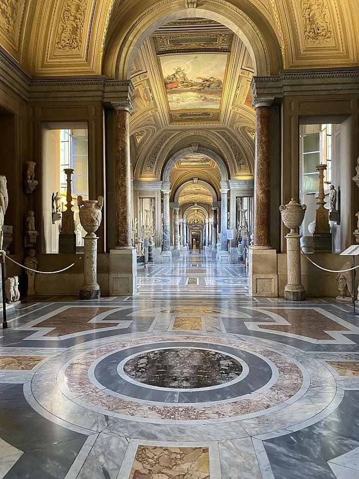 Nederlandse gids in het Vaticaan, Sixtijnse Kapel en basiliek