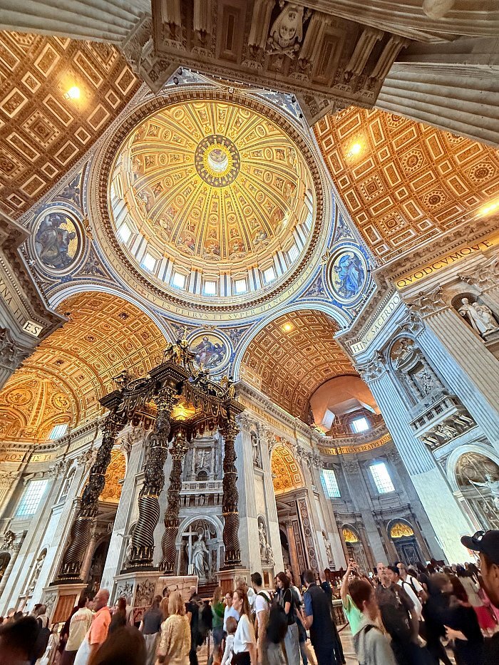 Vaticano: Basílica de San Pedro, visita subterránea y subida a la cúpula
