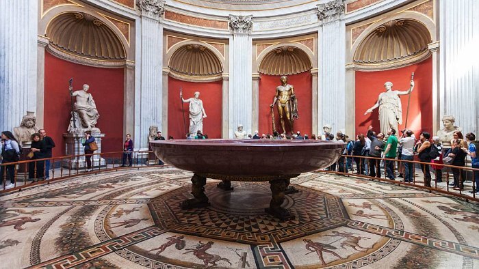 Vatican, Sistine Chapel and St. Peter's Semi Private Tour