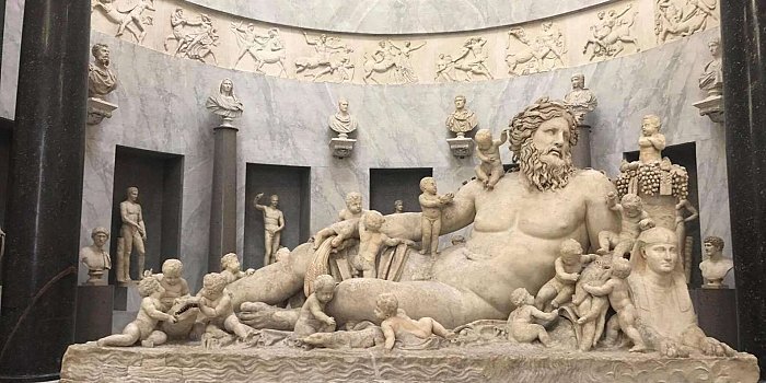 Tur Vatikan Ramah Anak dengan Paviliun Kereta Kuda