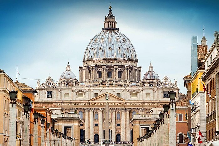 Rome: St Peter's Basilica & Papal Tombs Tour with Dome Climb