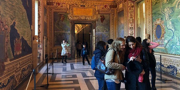 Vatican: Museums First-Access Small-Group Tour with Guide