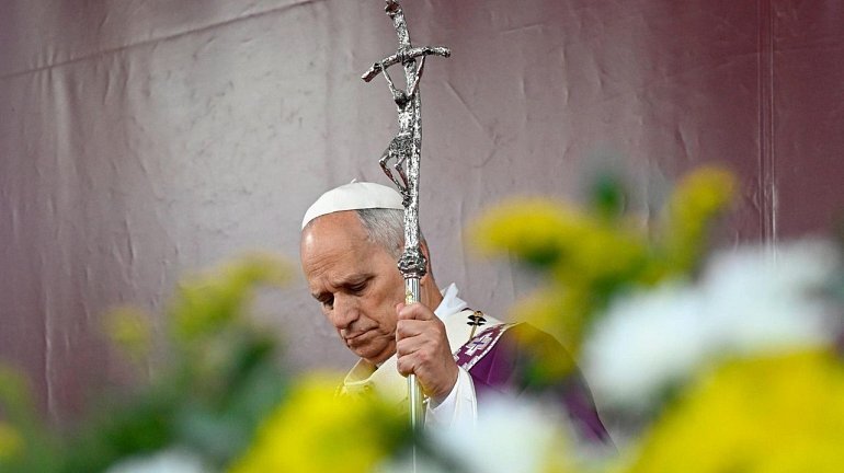 W swoim przemówieniu z okazji Dnia Wszystkich Świętych papież powiedział: Bóg otworzył nam drogę do życia wiecznego