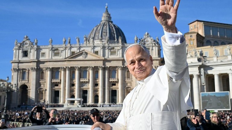 The Pope said during an audience with the faithful: Advent teaches us to wait with positive hope