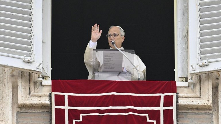 Ao recitar o Angelus, o Papa disse: Somos preciosos aos olhos de Deus