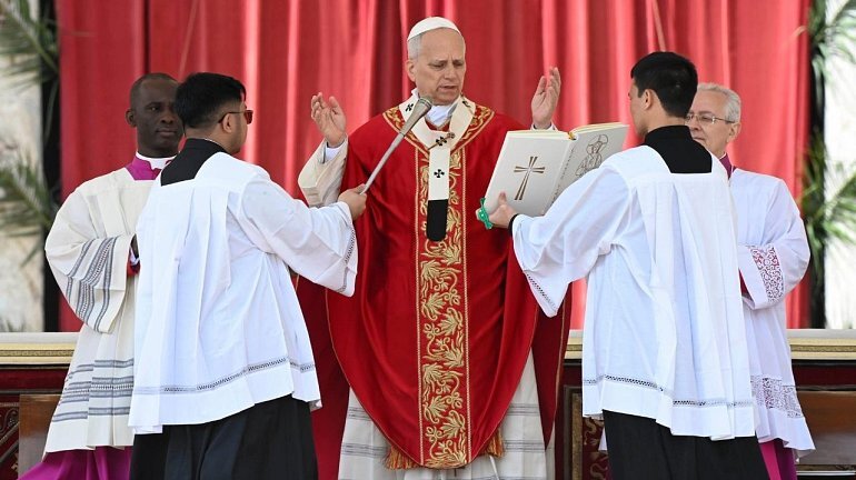The Pope commemorated the many Middle Eastern Christians who suffered alongside Christ during Holy Week
