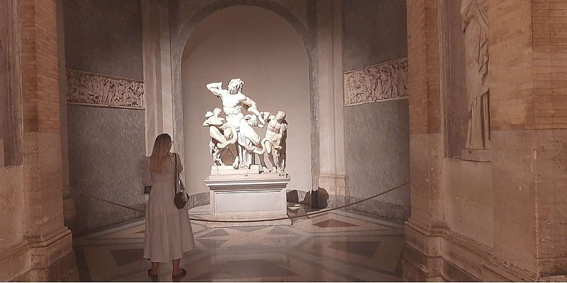 Rome: Vatican Museums and Sistine Chapel Evening Tour