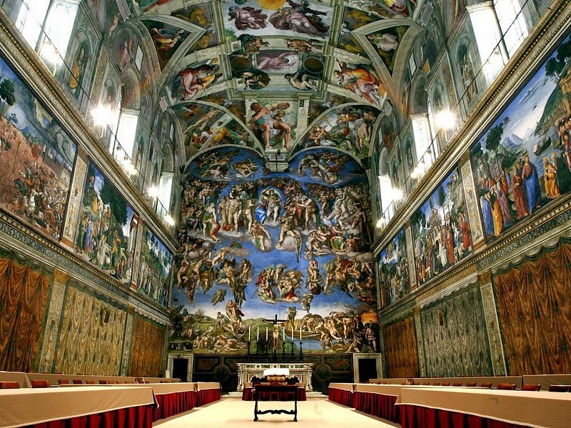 Tour con audioguida VIP dei Musei Vaticani e della Cappella Sistina + pick-up
