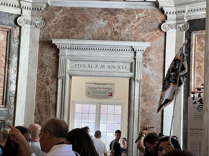 Rome's Best Walking Tour Of Vatican Museum & Sistine Chapel.